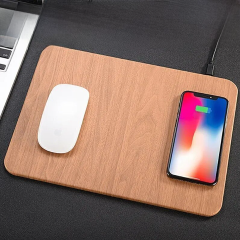 Elegant Wooden and Leather Wireless Charging Mouse Pad with integrated Qi wireless charging for iPhones, Samsung Galaxy, and other Qi-enabled devices.