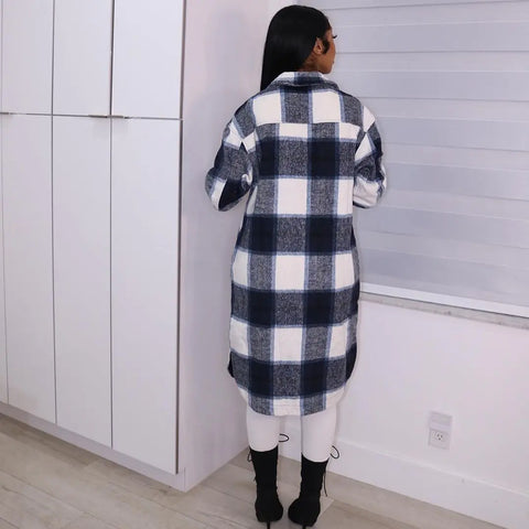 Iconic Elegant Checkered Cloak