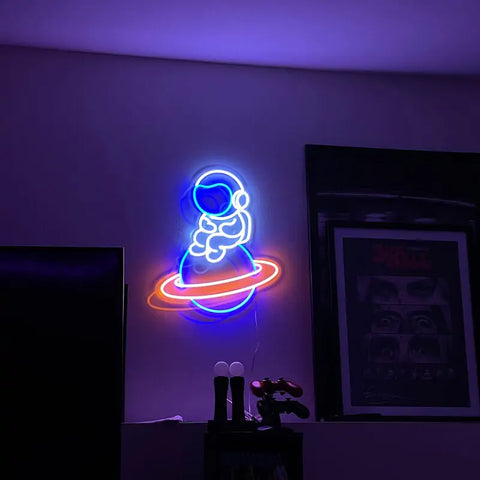 "Lonely Astronaut" Neon Wall Light